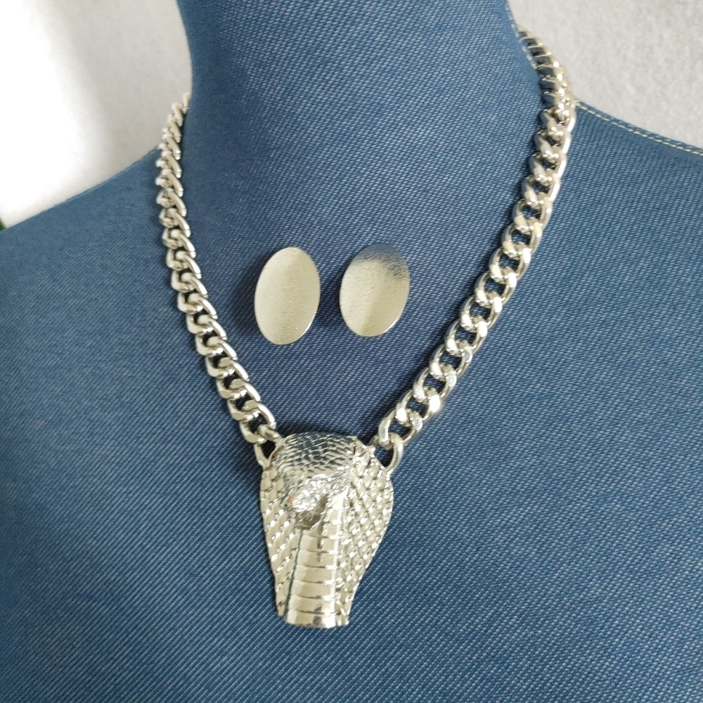 Bold Silver Statement 3D Cobra Snake Necklace Set